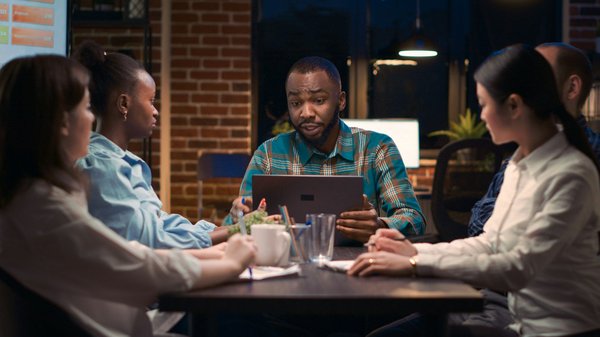 Quels outils de data visualization utiliser pour un rapport de campagne de marketing digital?